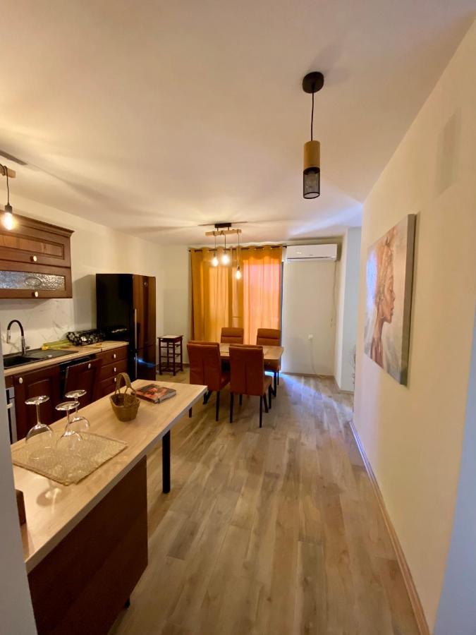 Apartment With Balcony And Free Parking Zadar Ngoại thất bức ảnh
