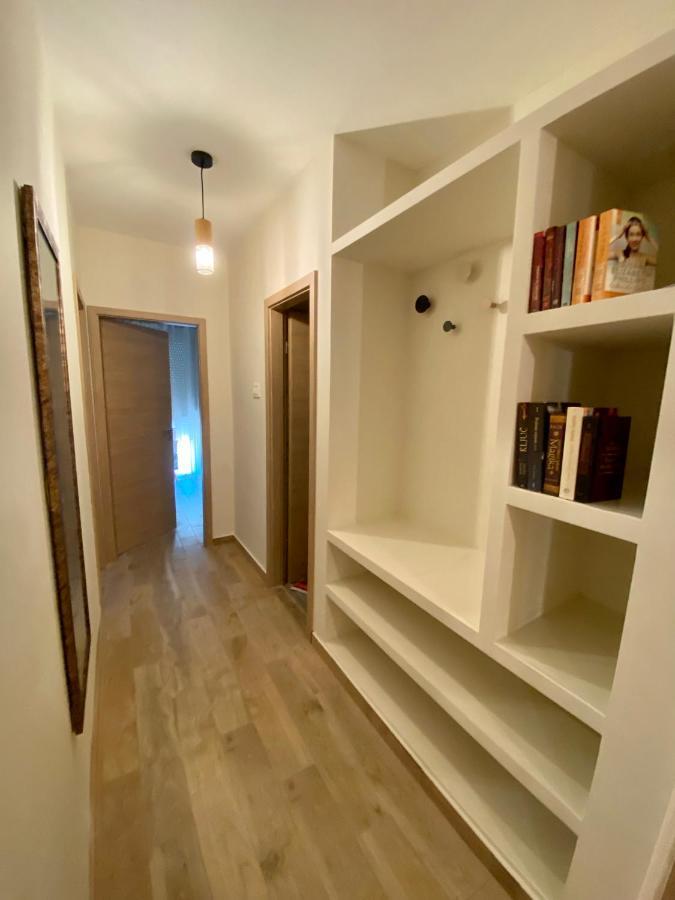 Apartment With Balcony And Free Parking Zadar Ngoại thất bức ảnh
