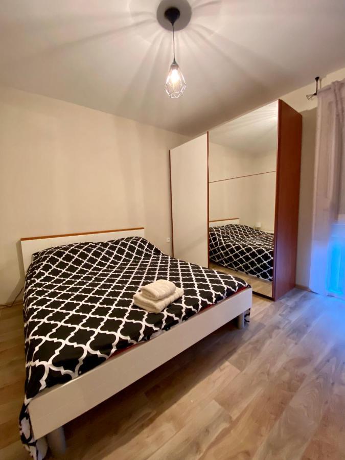 Apartment With Balcony And Free Parking Zadar Ngoại thất bức ảnh